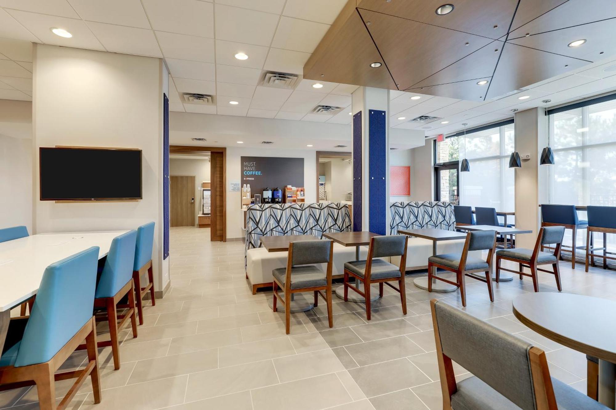 Holiday Inn Express Holly Springs - Raleigh Area By Ihg מראה חיצוני תמונה