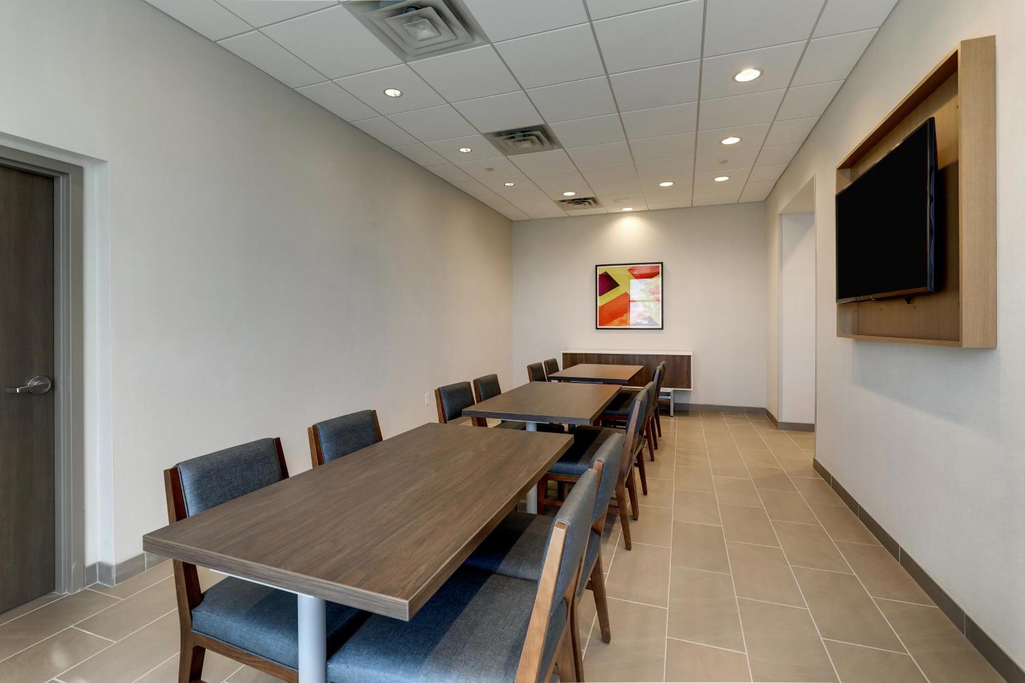 Holiday Inn Express Holly Springs - Raleigh Area By Ihg מראה חיצוני תמונה