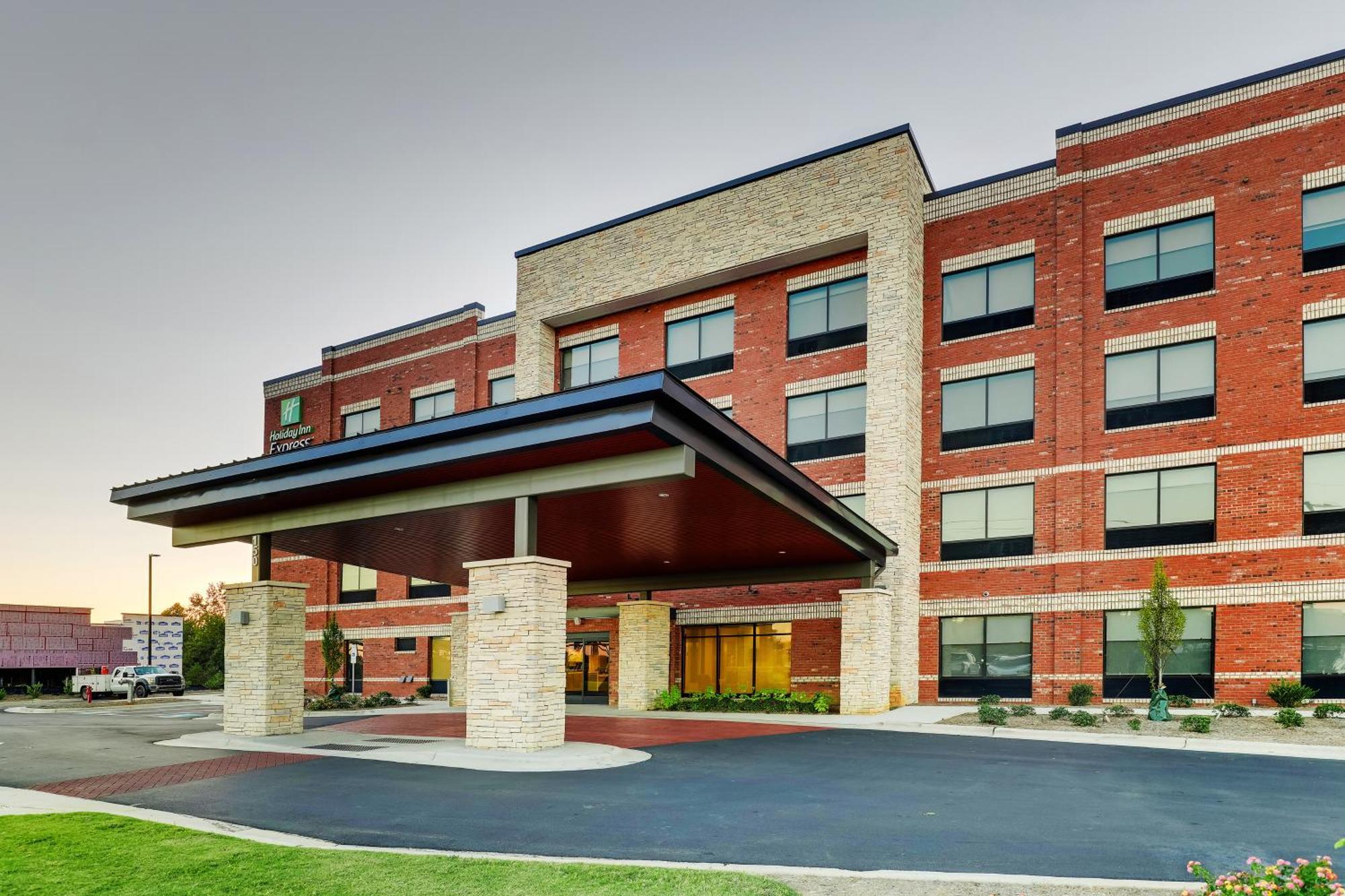 Holiday Inn Express Holly Springs - Raleigh Area By Ihg מראה חיצוני תמונה