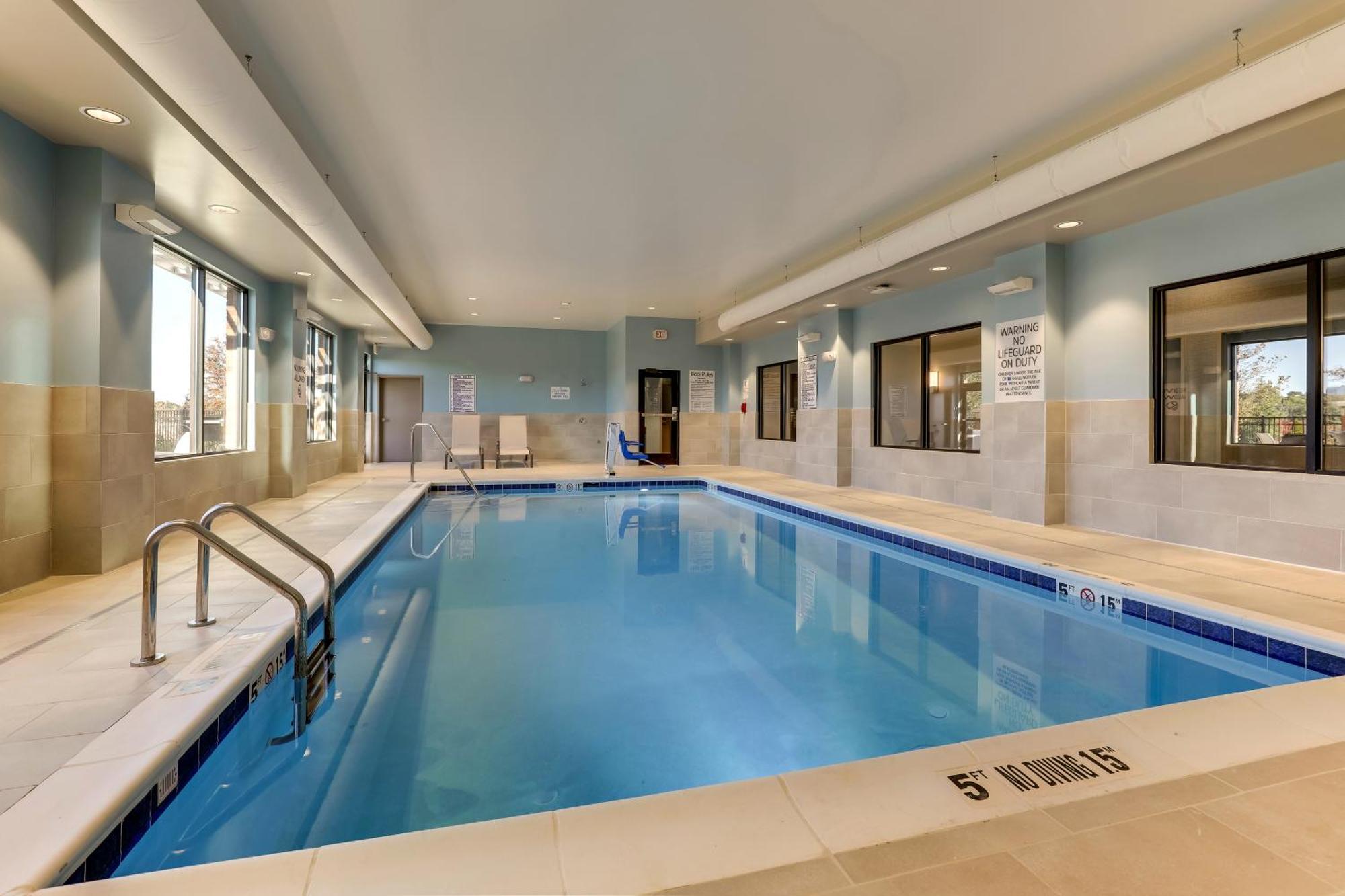 Holiday Inn Express Holly Springs - Raleigh Area By Ihg מראה חיצוני תמונה