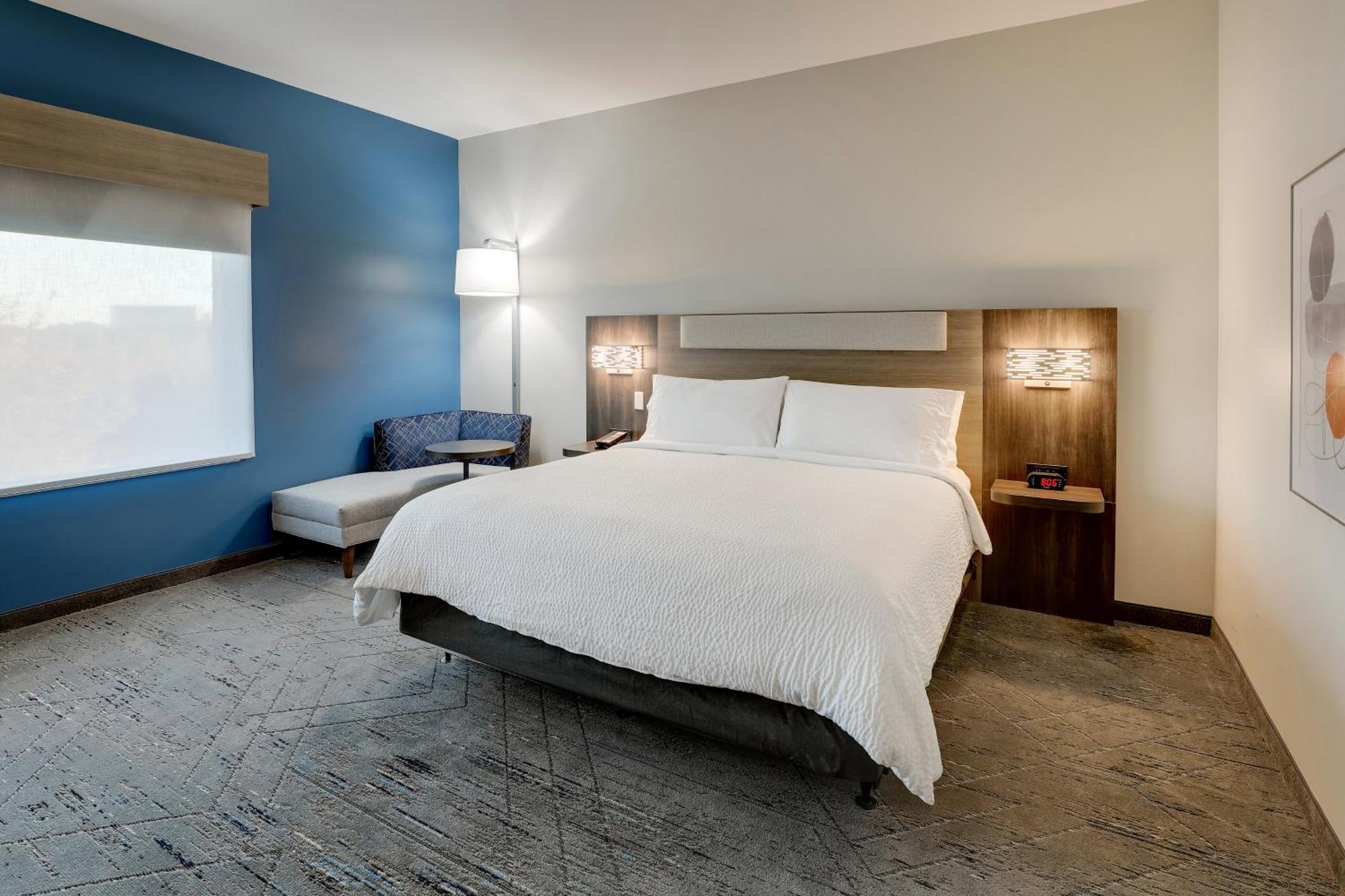 Holiday Inn Express Holly Springs - Raleigh Area By Ihg מראה חיצוני תמונה