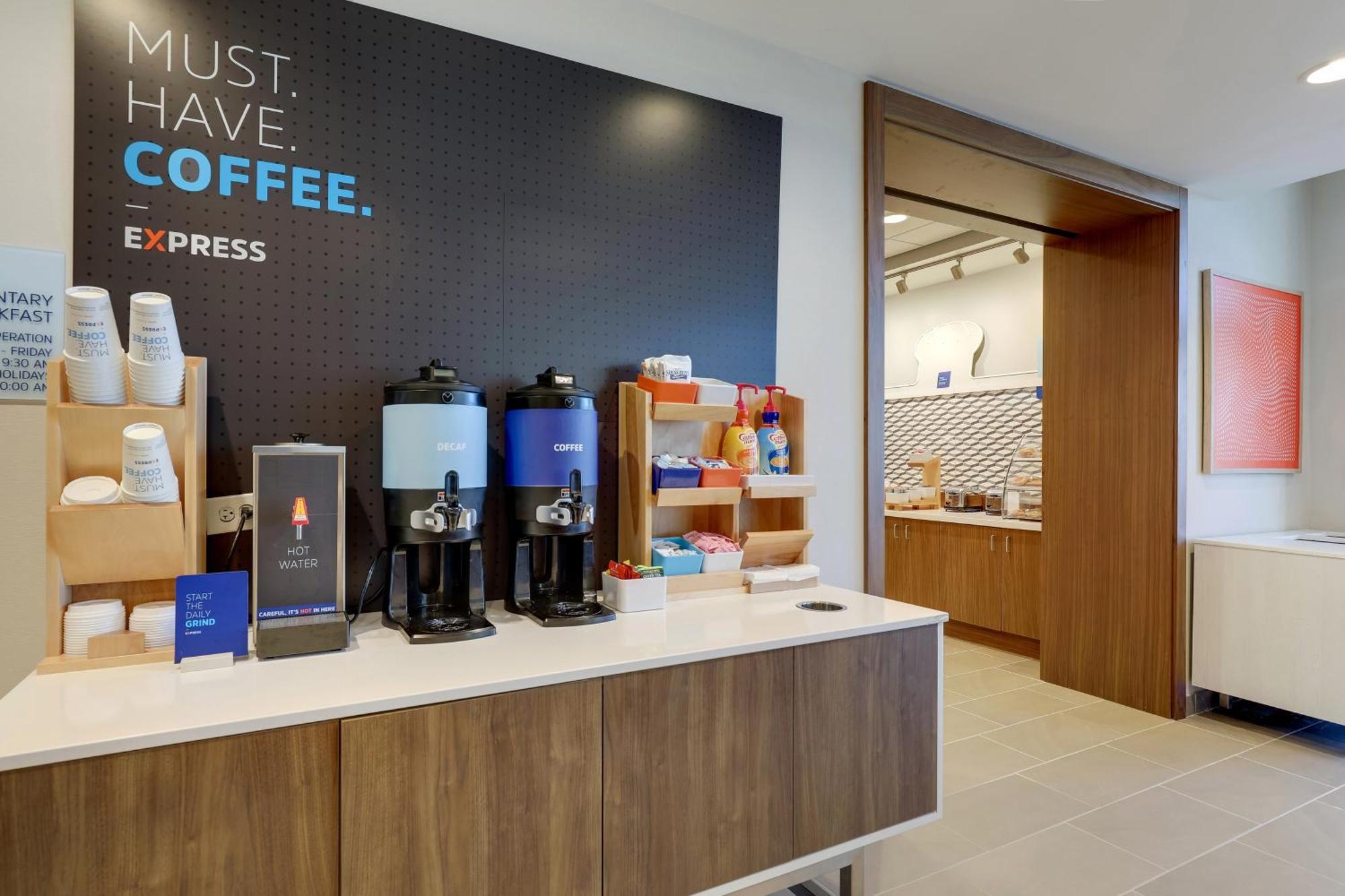 Holiday Inn Express Holly Springs - Raleigh Area By Ihg מראה חיצוני תמונה