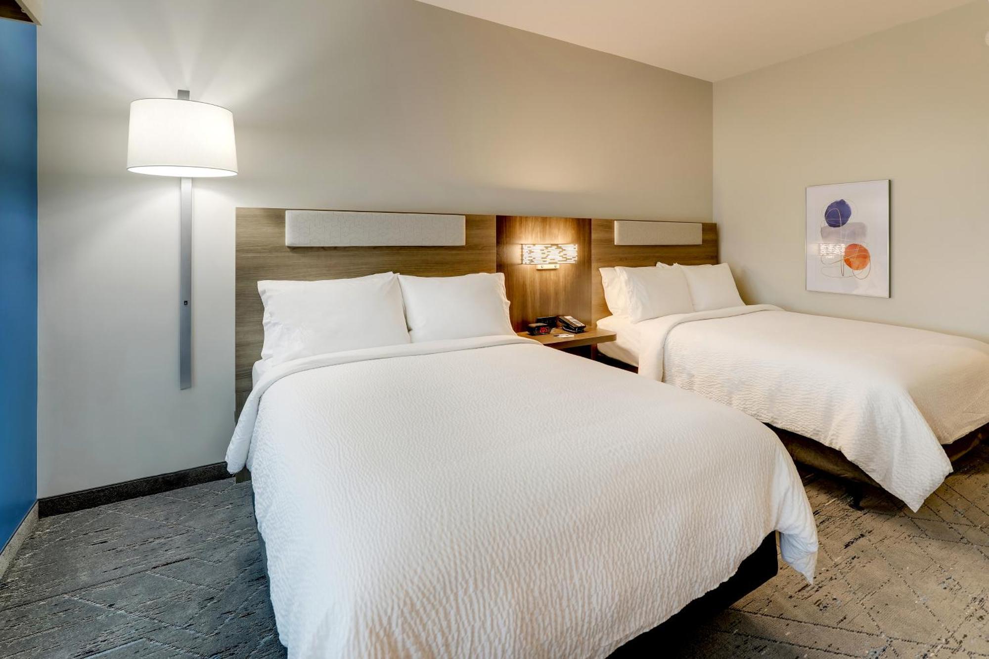 Holiday Inn Express Holly Springs - Raleigh Area By Ihg מראה חיצוני תמונה